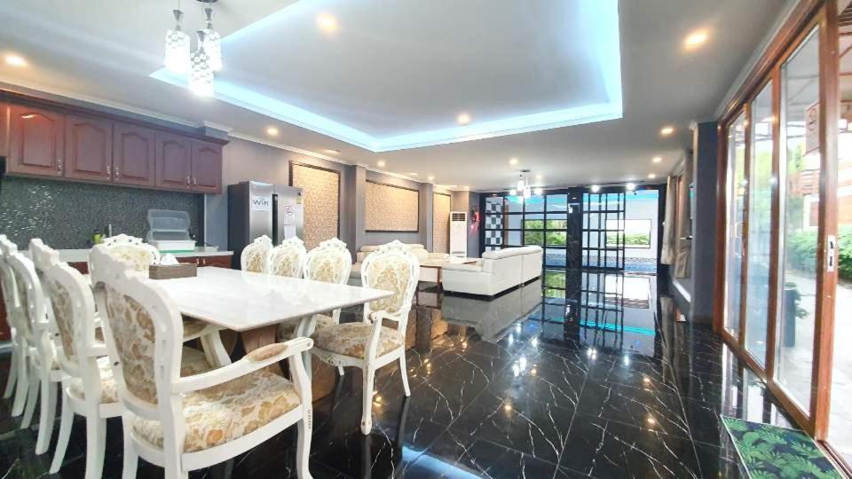 Amazing Pool Villas Pattaya Εξωτερικό φωτογραφία